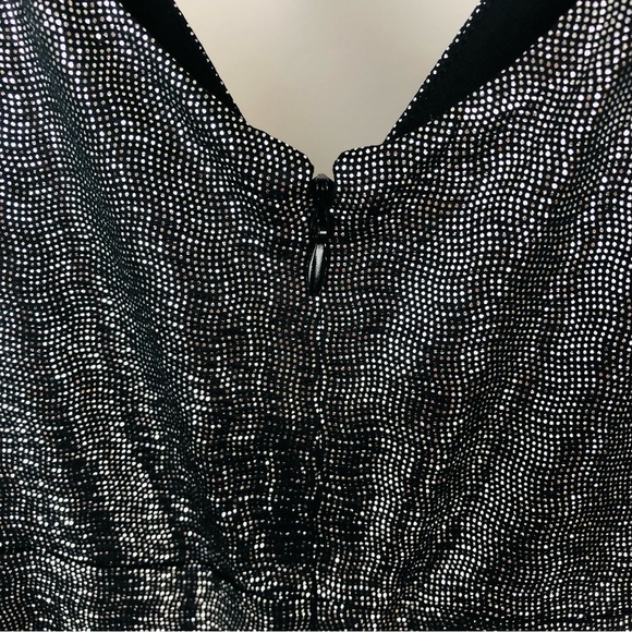 NWT Bar III Silver Metallic Faux Wrap Dress Flowy V-Neck Cocktail Party Dress - Picture 14 of 14